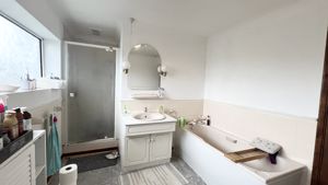 Photo 15- click for photo gallery